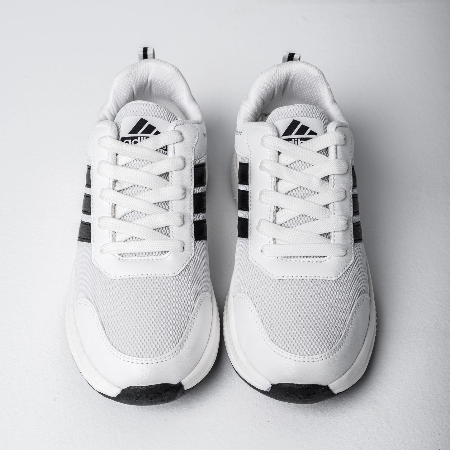 StrideMax men Running Shoes | White