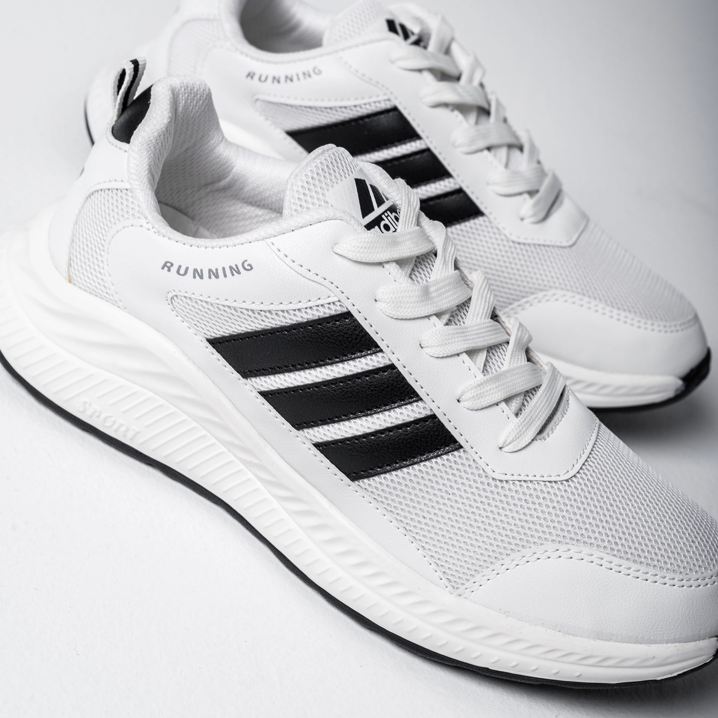 StrideMax men Running Shoes | White