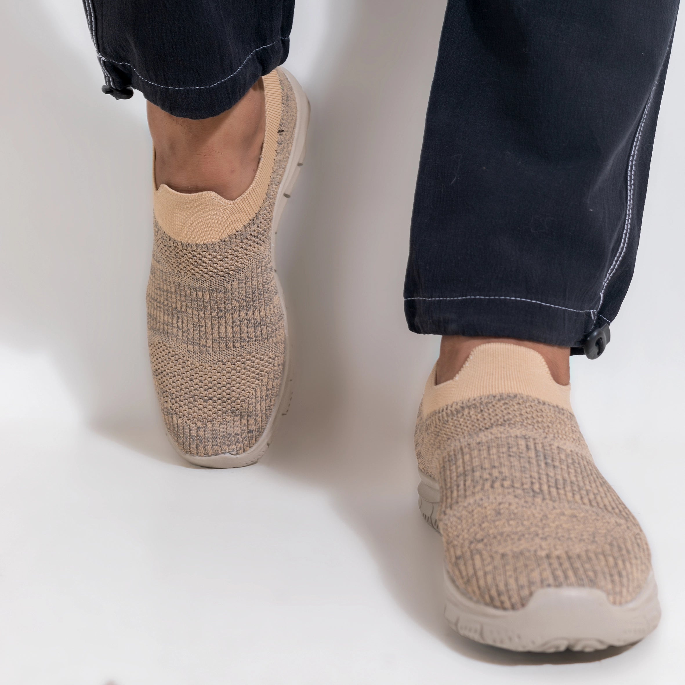 FlexiStride Slip on men sneaker | Beige