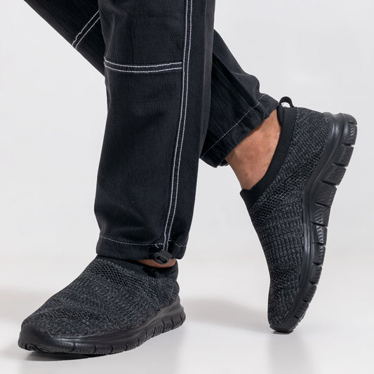 FlexiStride Slip on men sneaker | Black