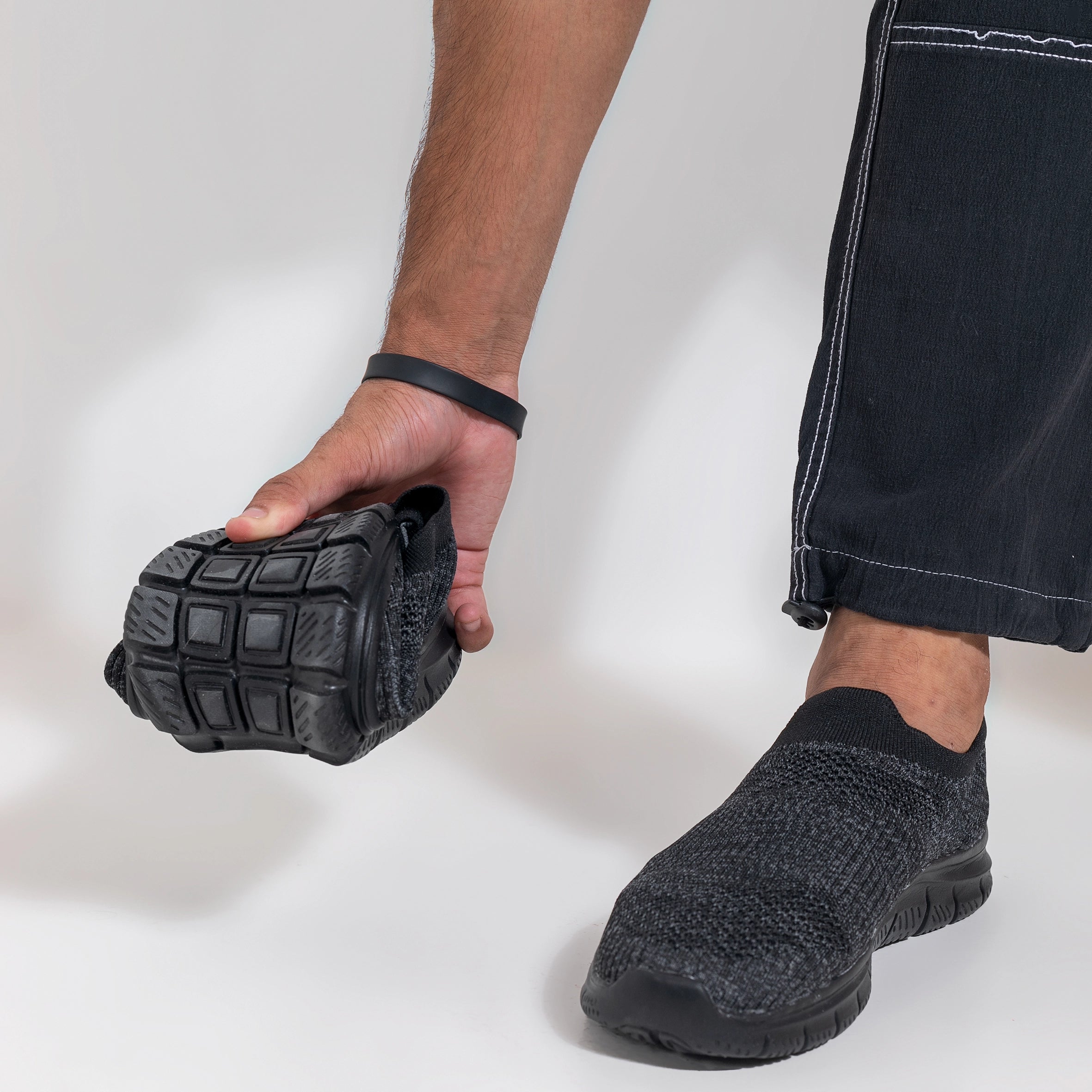 FlexiStride Slip on men sneaker | Black