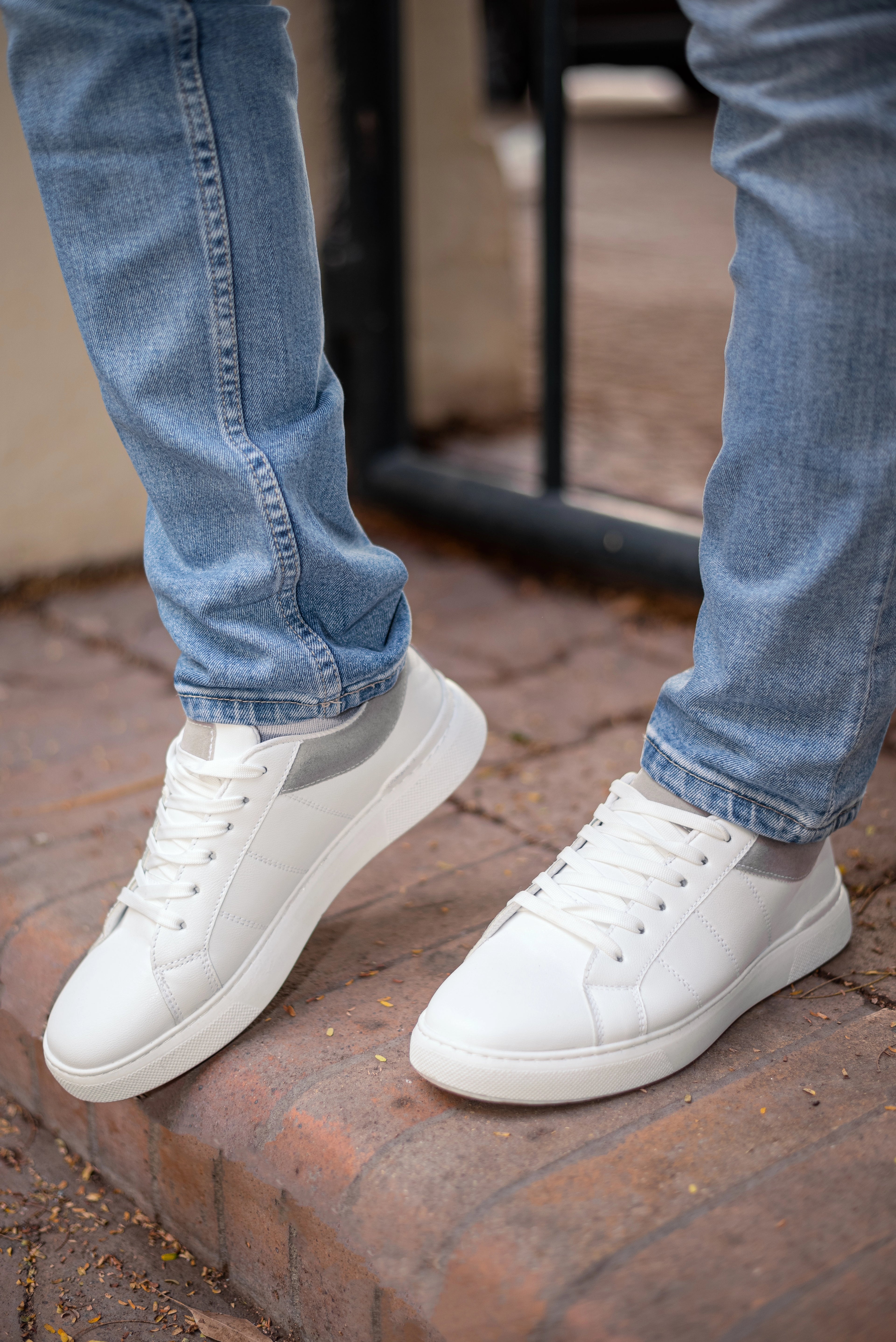Velar men sneaker | White