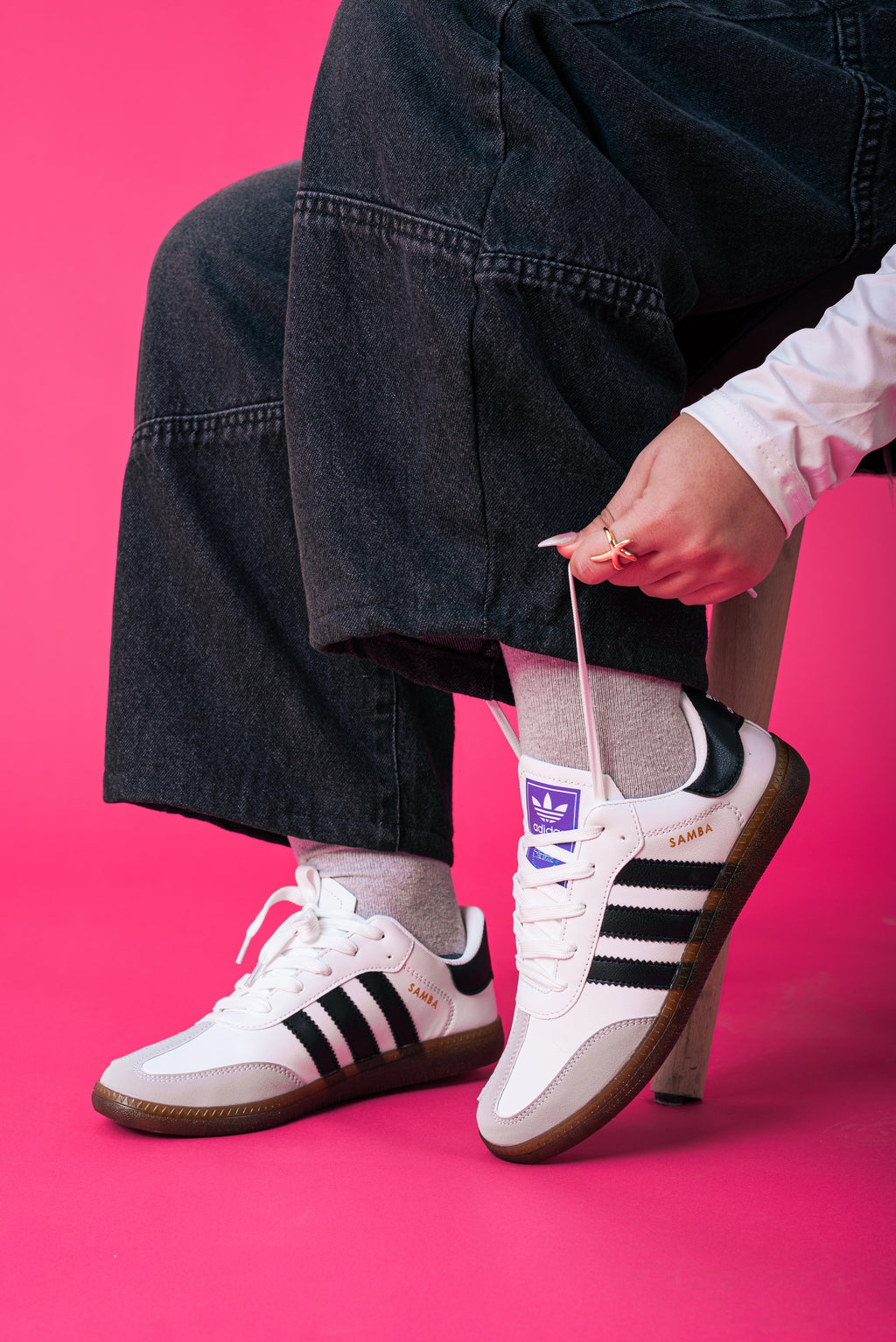 Samba Woman's Shoe | White (Black)