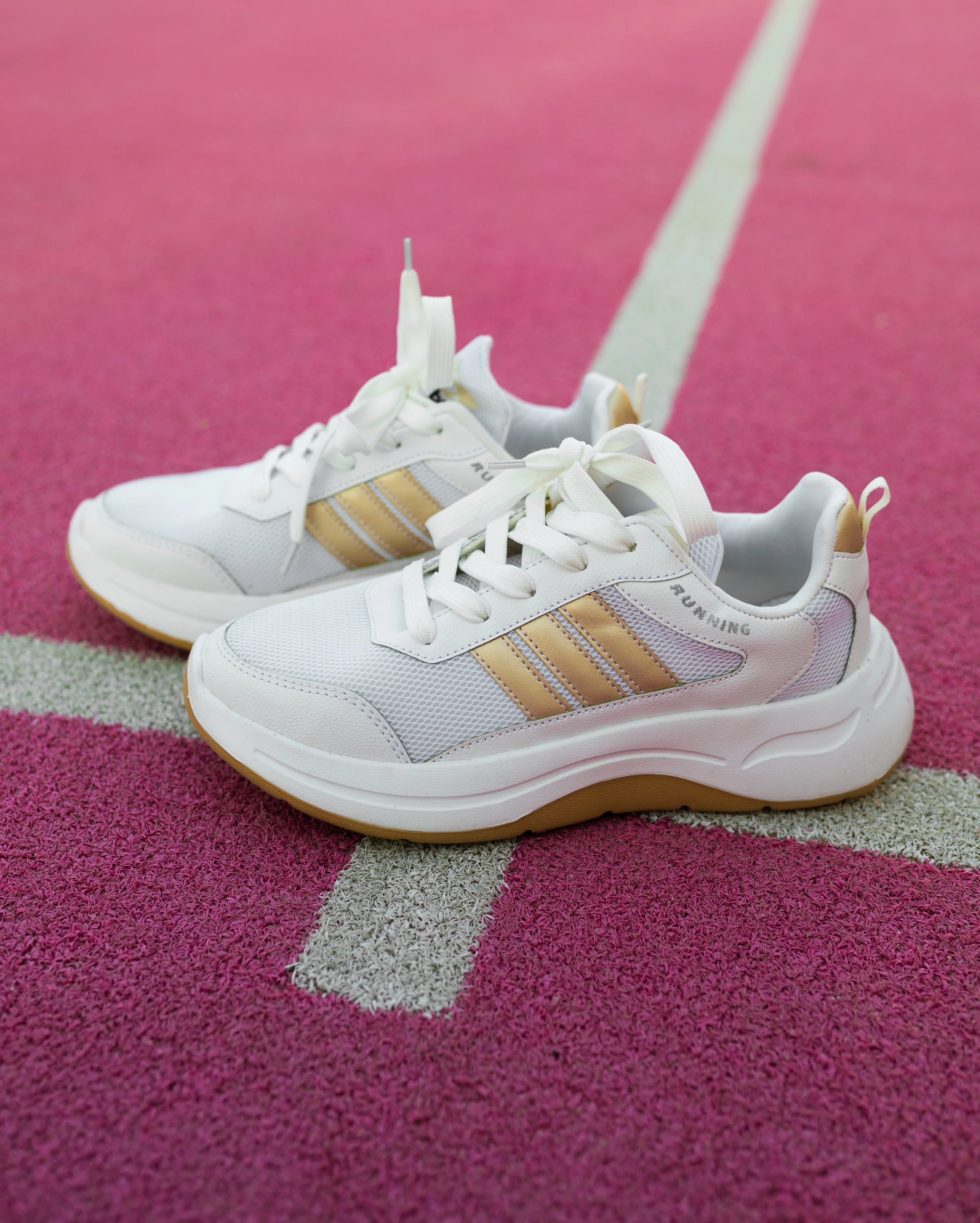 StrideMax Women's Running Shoes | Gold