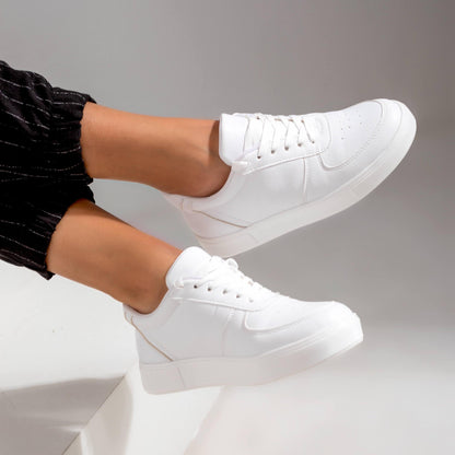 Cloud Walker Women Sneakers | White